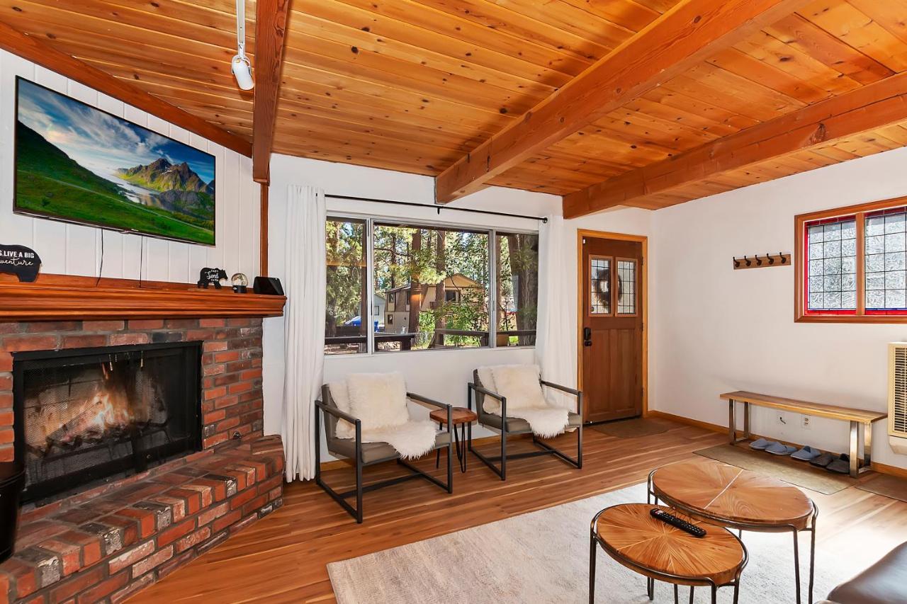 Summit Happy Cabin With Hot Tub! High Speed Ev Hookup, Close To Slopes Big Bear Lake Eksteriør billede